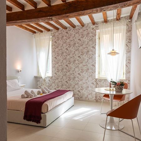 Glam Parma Ξενοδοχείο Εξωτερικό φωτογραφία